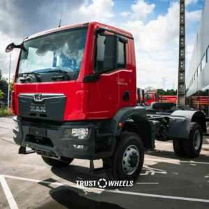 MAN TGM 18.320 vermelho